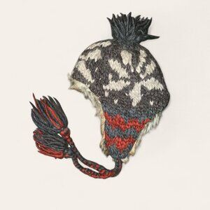 NWT American Eagle Outfitters Wool & Alpaca Faux Fur Trapper Hat With Tassels On